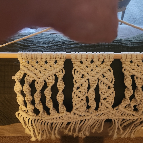 Beautiful Wall Hanging Macrame - Picture 2 of 3